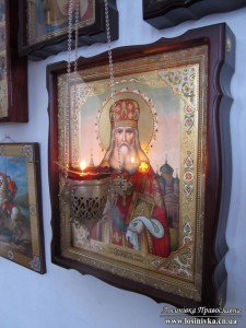 Ікона священномученика Феоктиста в Свято-Троїцькому храмі селища Лосинівка
